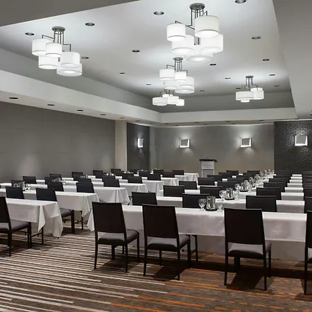 Delta Hotels By Marriott Quebec-3