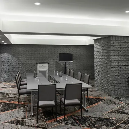 Delta Hotels By Marriott Quebec-2